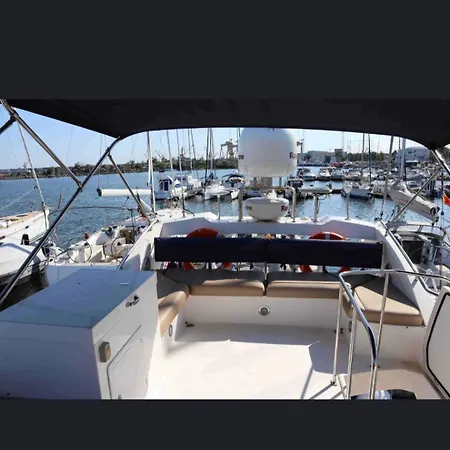 Croaziera Exclusivista Úszó hotel Észak-Eforie